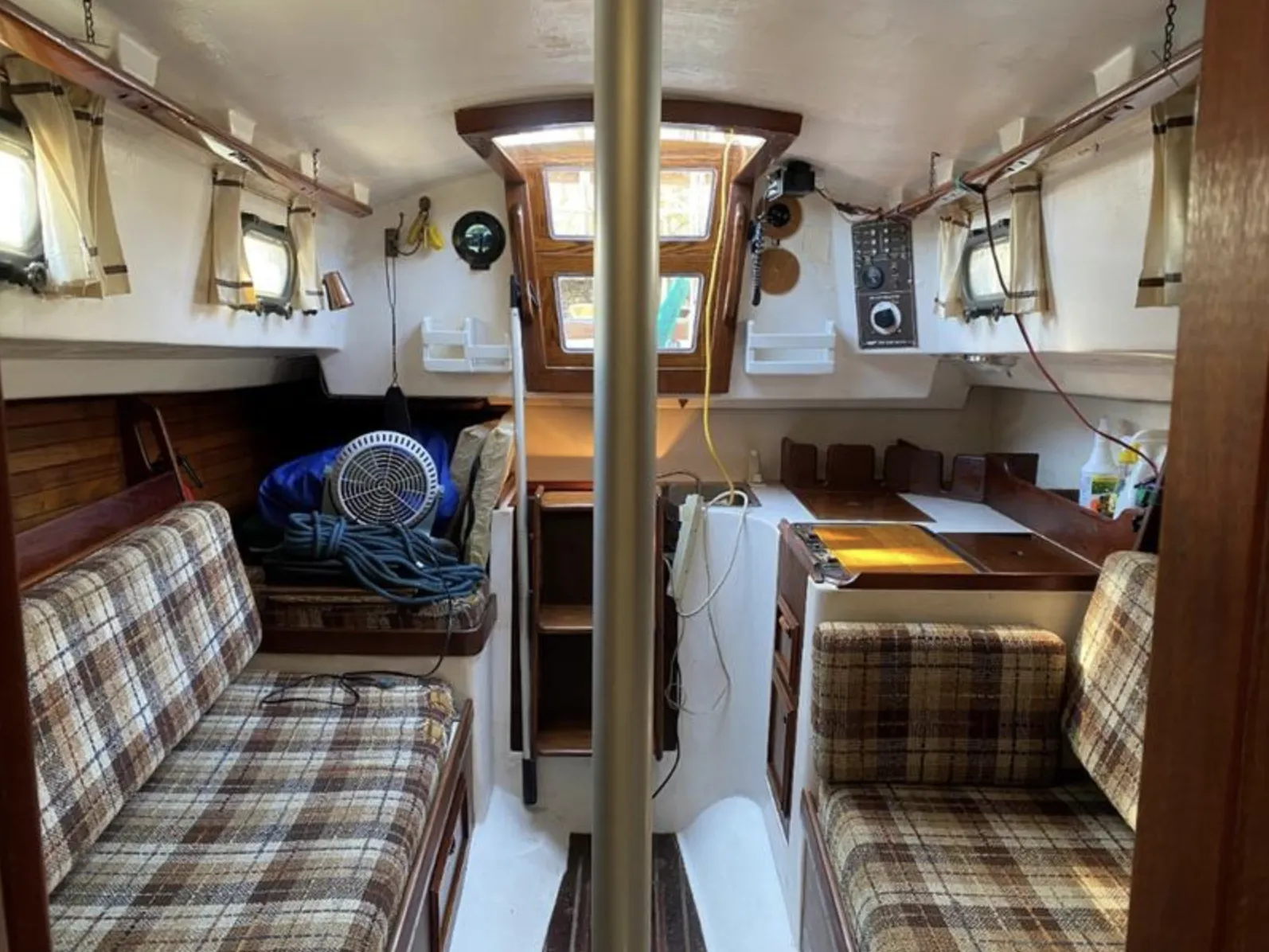 Handsome interior of a Cape Dory 25. Photo courtesy of SailboatListings.com